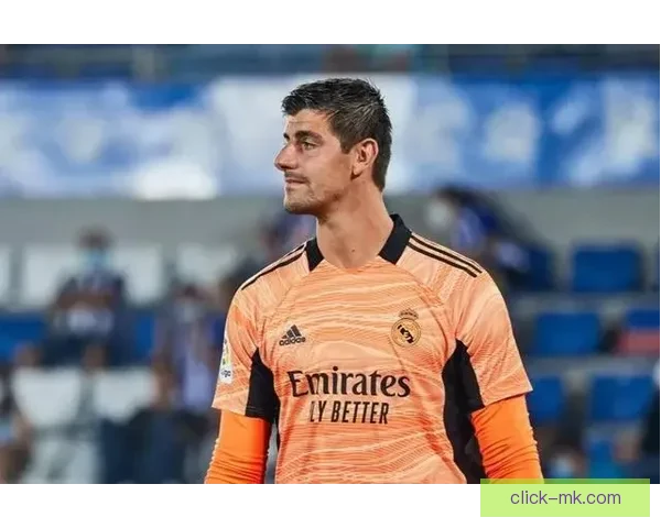 库尔图瓦荣膺2025至26赛季欧战最佳门将称号